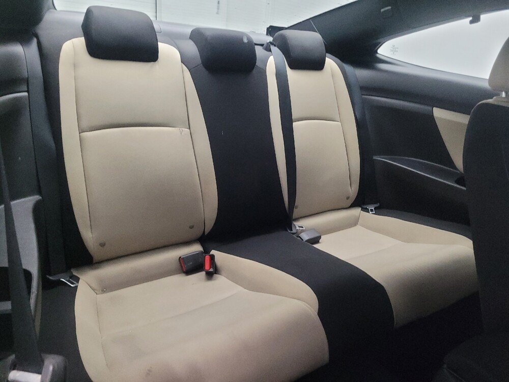 2016 Honda Civic in Marietta, GA 30062 - 18093490 19