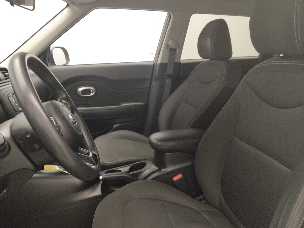 2016 Kia Soul in Morrow, GA 30260 - 18093493 17