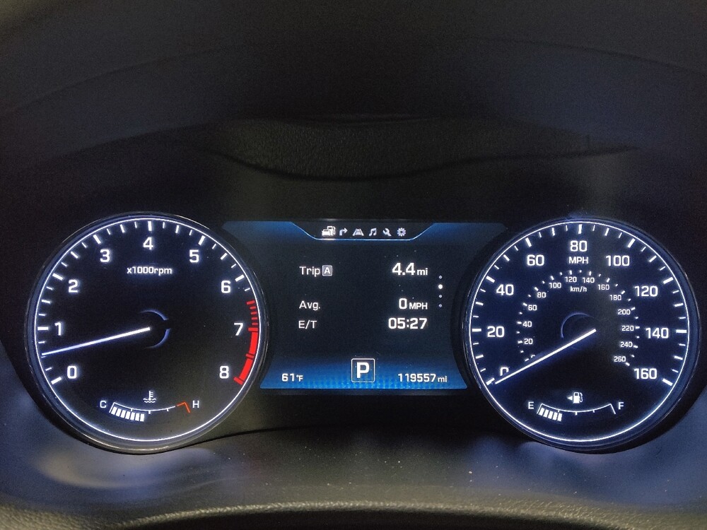 2015 Hyundai Genesis in Marietta, GA 30062 - 18093496 23