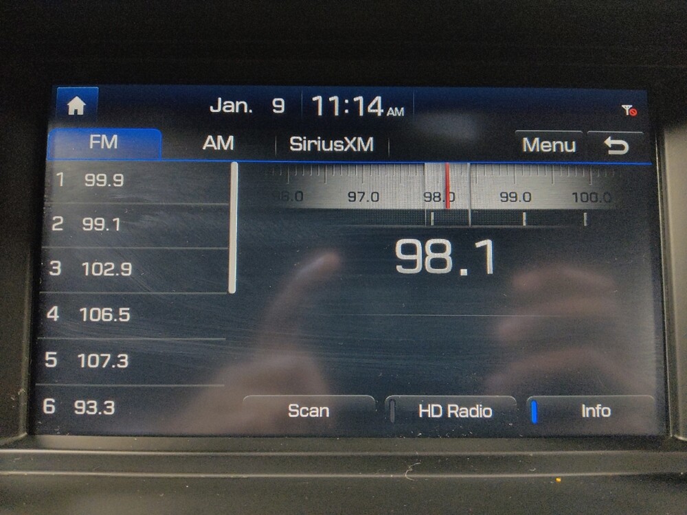 2015 Hyundai Genesis in Marietta, GA 30062 - 18093496 25