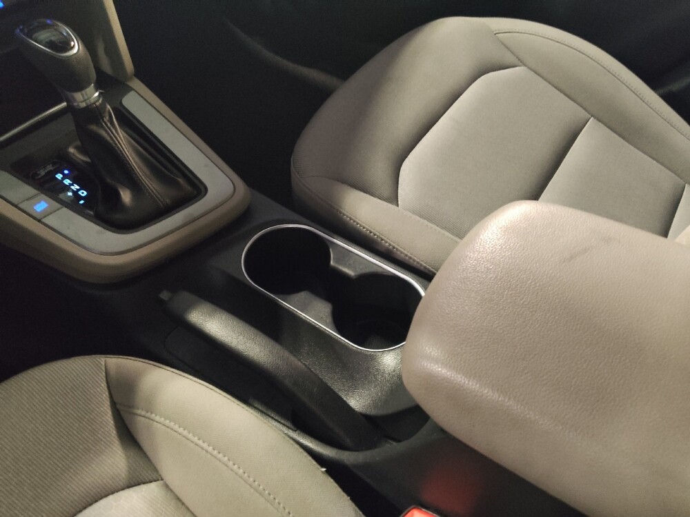 2017 Hyundai Elantra in Savannah, GA 31419 - 18093498 26