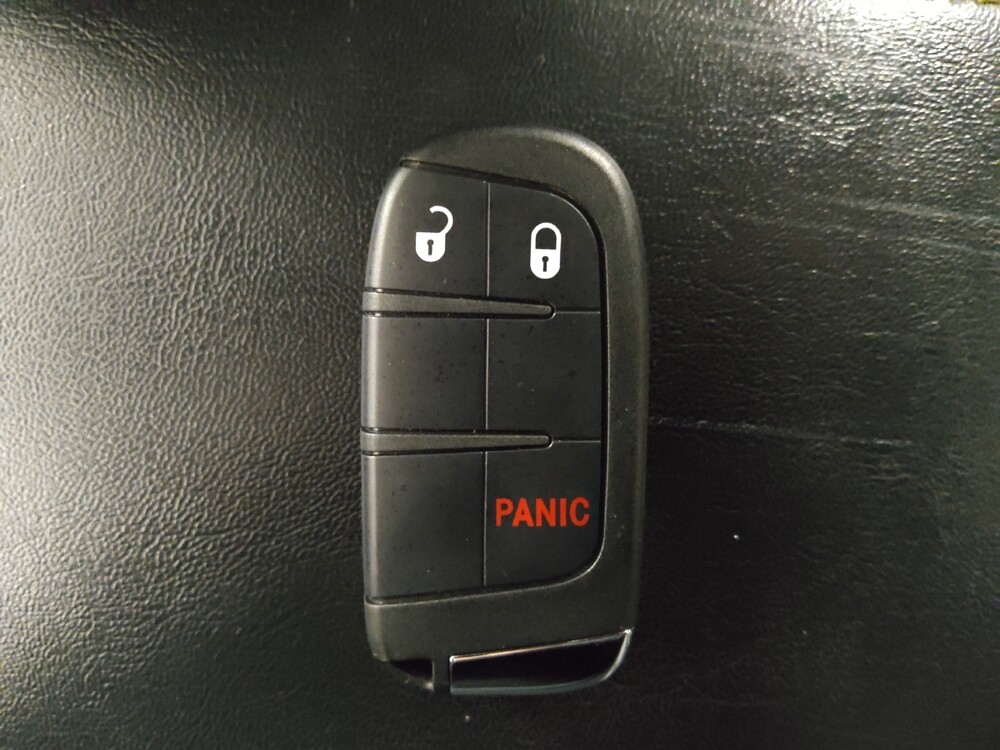 2018 Jeep Compass in Morrow, GA 30260 - 18093502 32