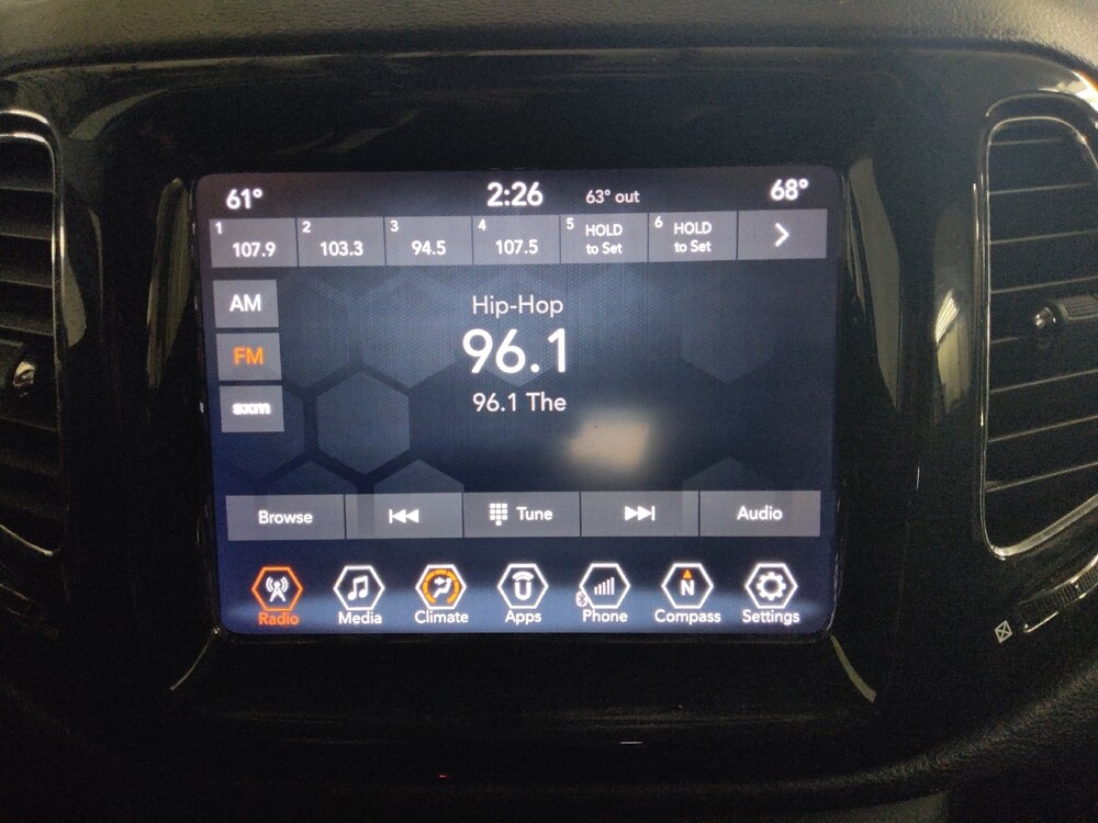 2018 Jeep Compass in Morrow, GA 30260 - 18093502 25