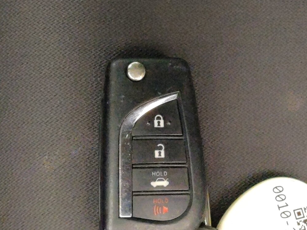 2021 Toyota Camry in Tyler, TX 75701 - 18093507 32