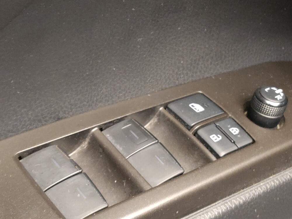 2021 Toyota Camry in Tyler, TX 75701 - 18093507 27