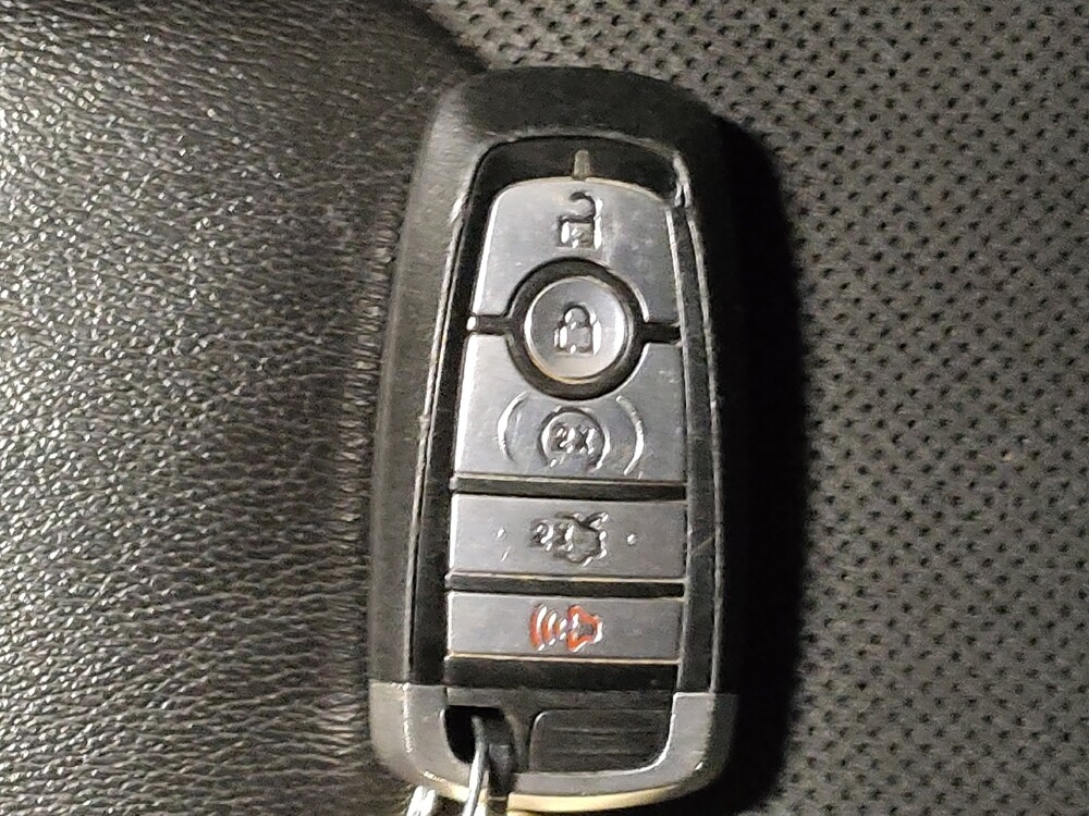 2019 Ford Edge in Tulsa, OK 74145 - 18093510 32