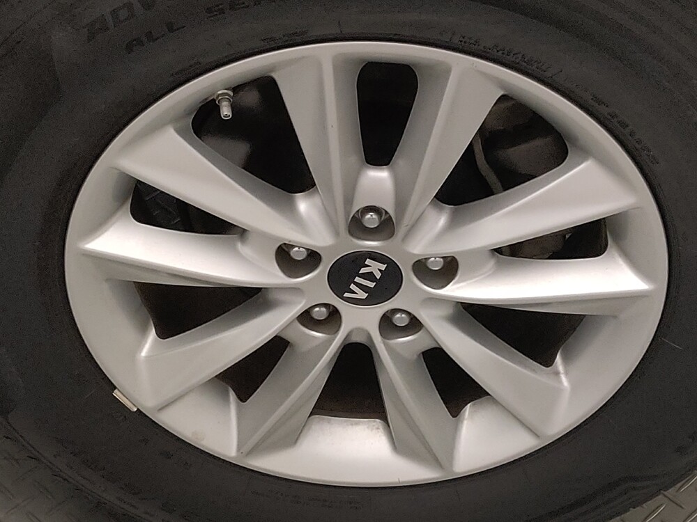 2019 Kia Sorento in Tulsa, OK 74145 - 18093511 31