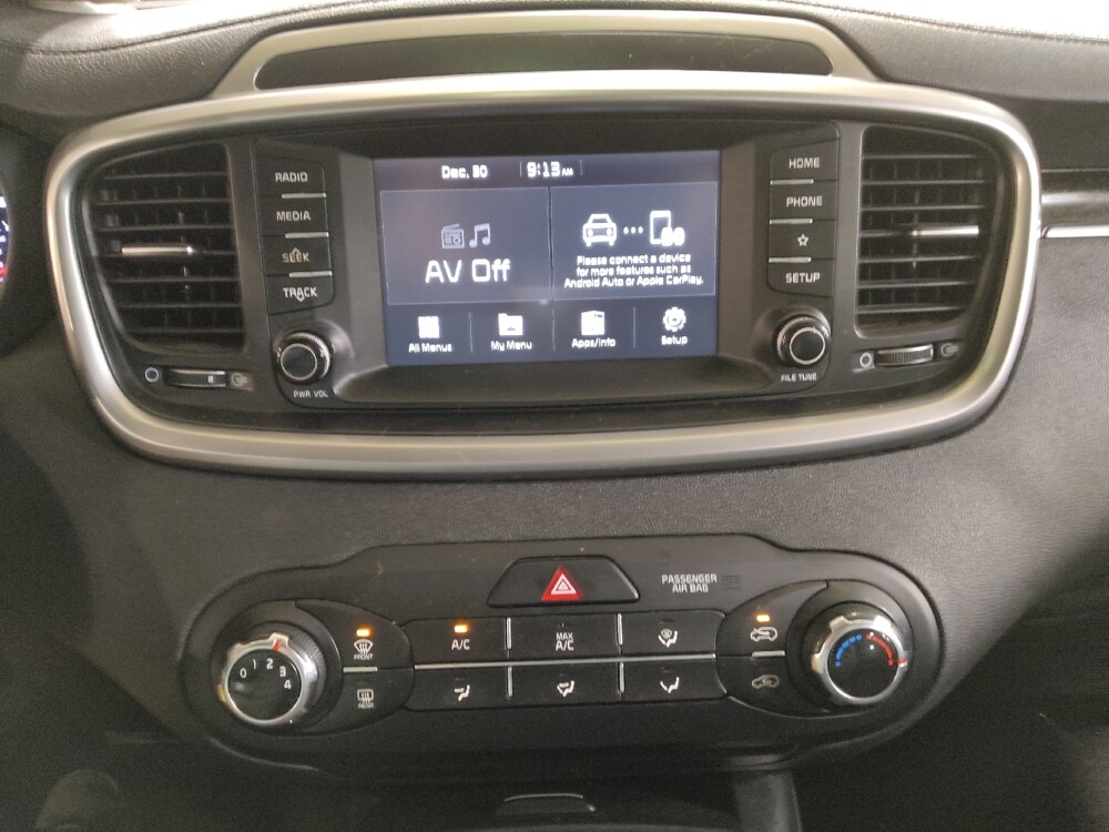 2019 Kia Sorento in Tulsa, OK 74145 - 18093511 25