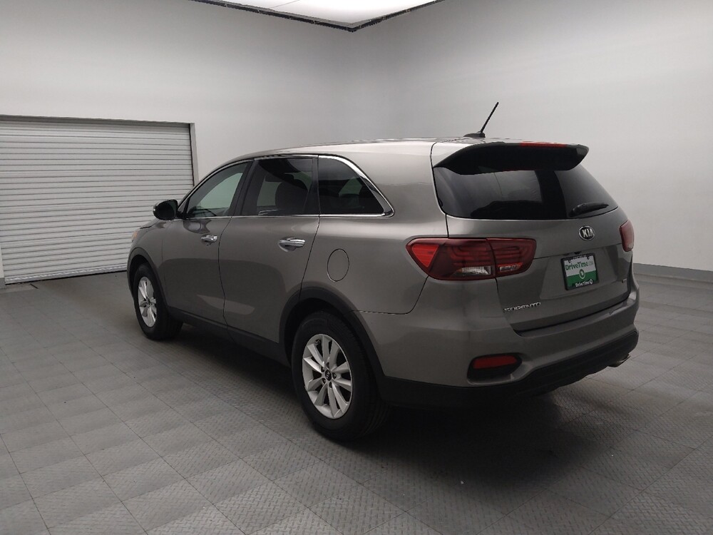2019 Kia Sorento in Tulsa, OK 74145 - 18093511 5