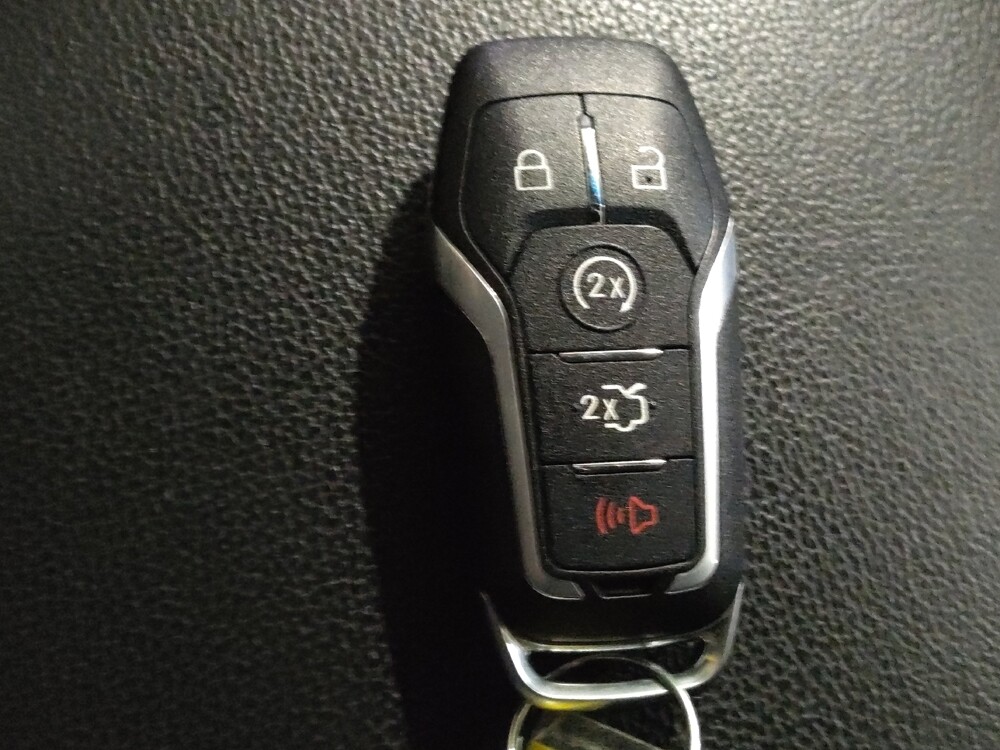 2016 Ford Explorer in Tulsa, OK 74145 - 18093516 32