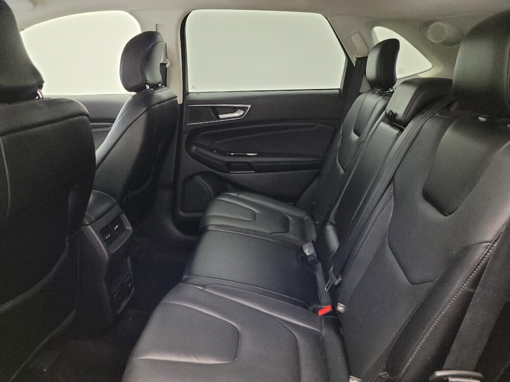 2017 Ford Edge in Glendale, AZ 85301 - 18093523 18