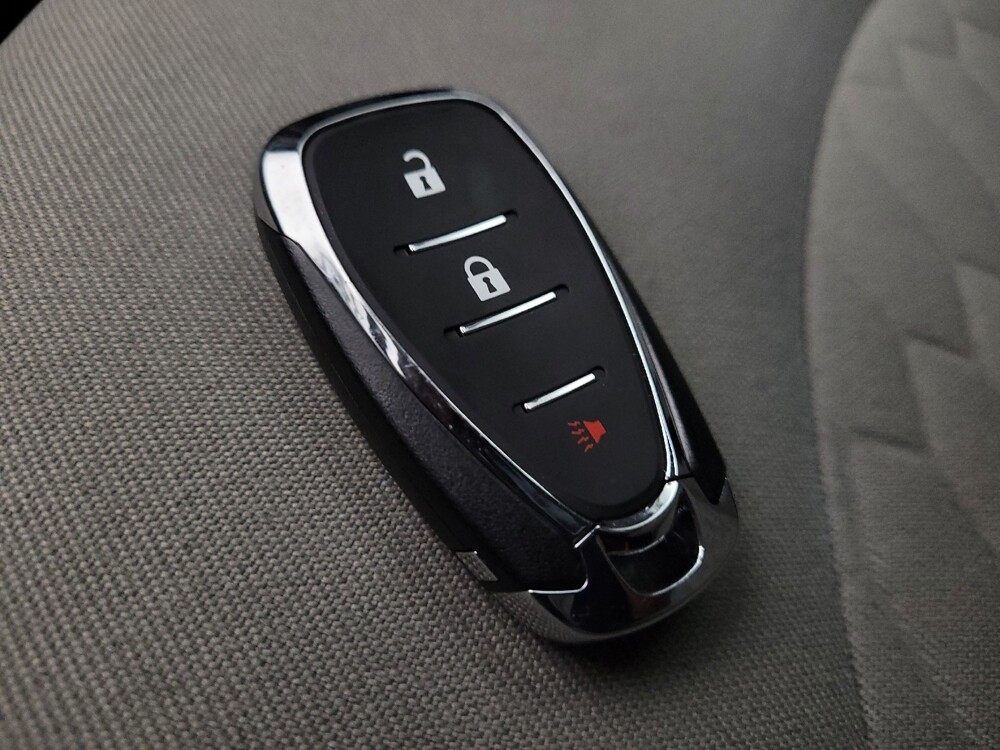 2020 Chevrolet Equinox in Albuquerque, NM 87123 - 18093525 32