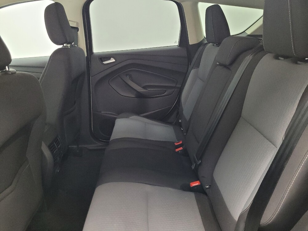 2018 Ford Escape in Las Vegas, NV 89102 - 18093532 19