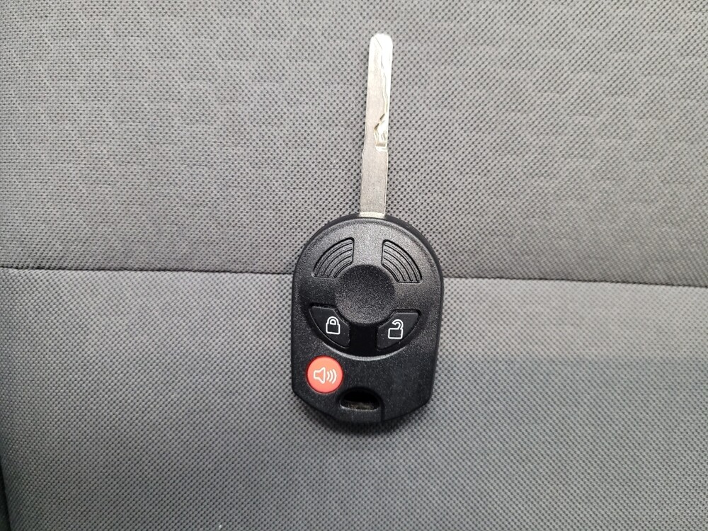 2018 Ford Escape in Las Vegas, NV 89102 - 18093532 32