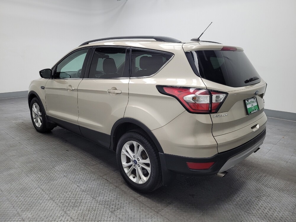 2018 Ford Escape in Las Vegas, NV 89102 - 18093532 3