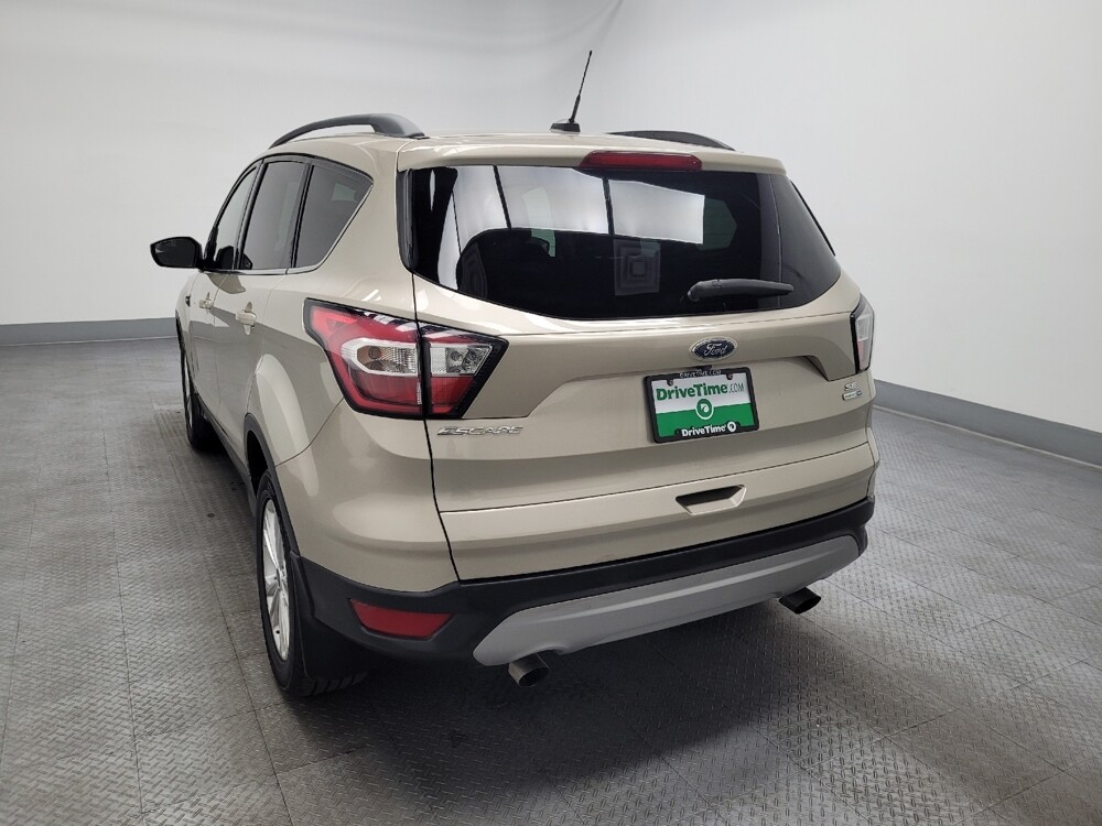 2018 Ford Escape in Las Vegas, NV 89102 - 18093532 5