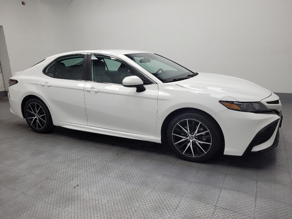 2021 Toyota Camry in Las Vegas, NV 89102 - 18093536 11