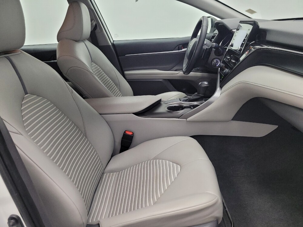 2021 Toyota Camry in Las Vegas, NV 89102 - 18093536 21