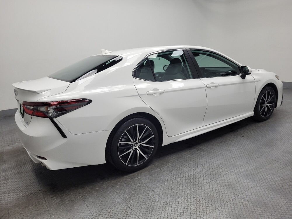 2021 Toyota Camry in Las Vegas, NV 89102 - 18093536 10