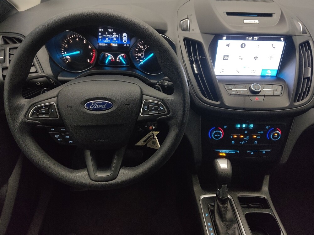 2017 Ford Escape in Jacksonville, FL 32210 - 18093537 22