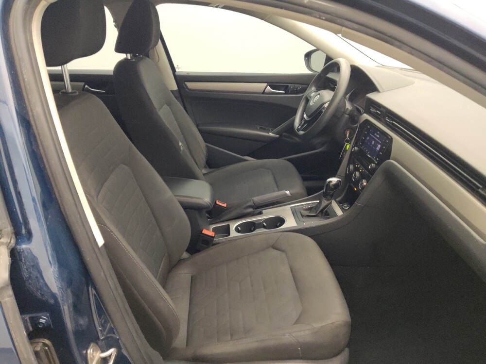 2020 Volkswagen Passat in Houston, TX 77060 - 18093539 21
