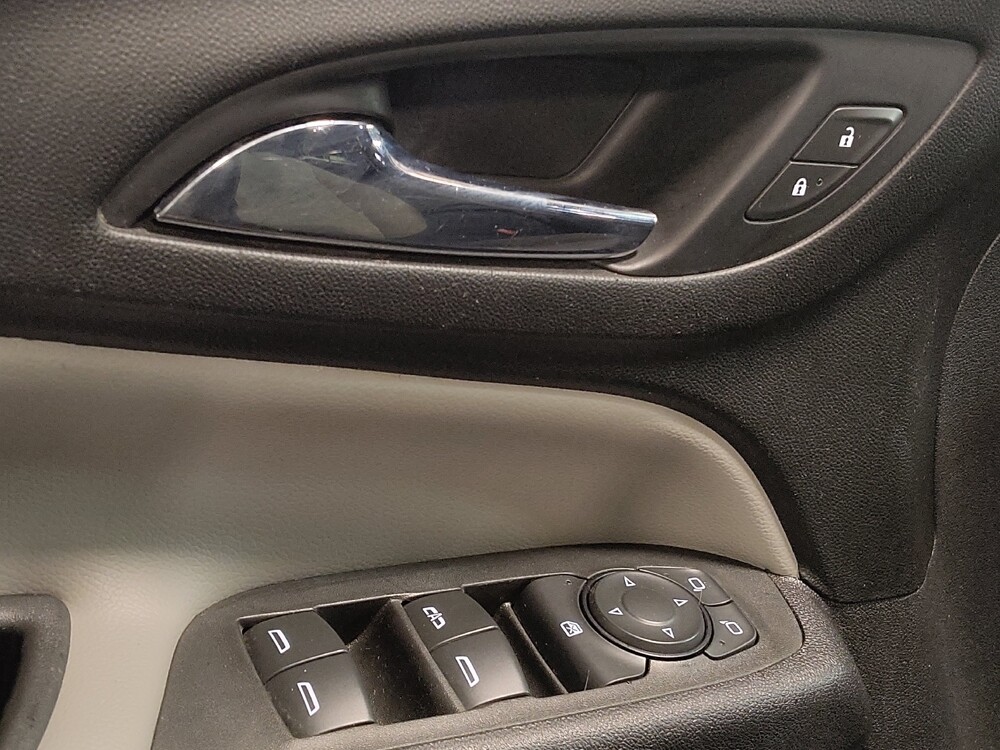 2021 Chevrolet Equinox in Fort Worth, TX 76116 - 18093540 27