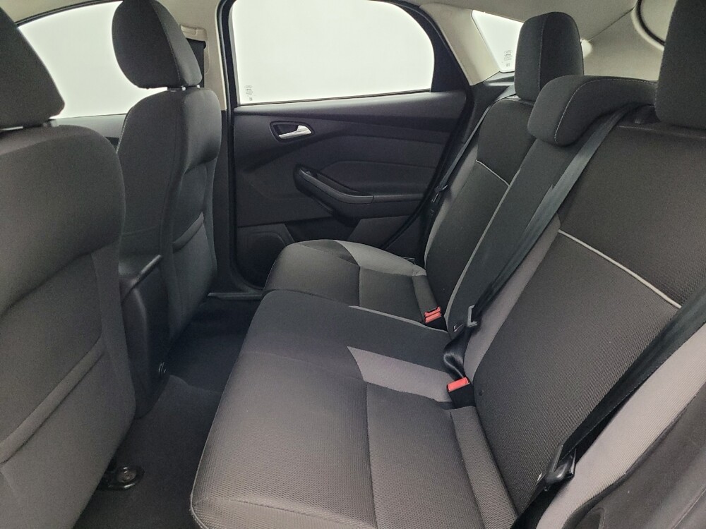 2014 Ford Focus in Charleston, SC 29414 - 18093541 18