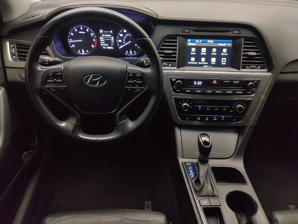 2017 Hyundai Sonata in Miami, FL 33157 - 18093546 22