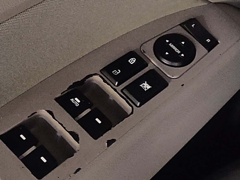 2018 Hyundai Elantra in Pensacola, FL 32505 - 18093549 27