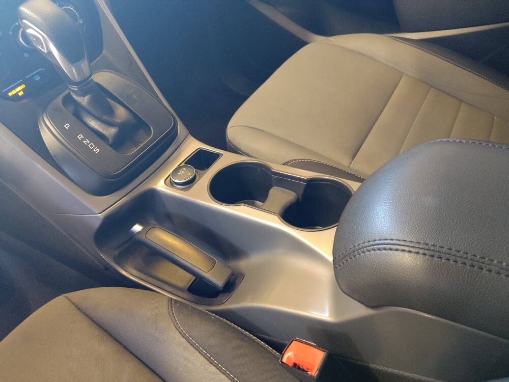 2016 Ford Escape in Jacksonville, FL 32225 - 18093553 26