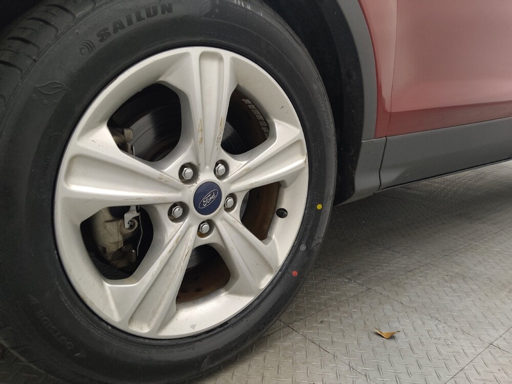 2016 Ford Escape in Jacksonville, FL 32225 - 18093553 31