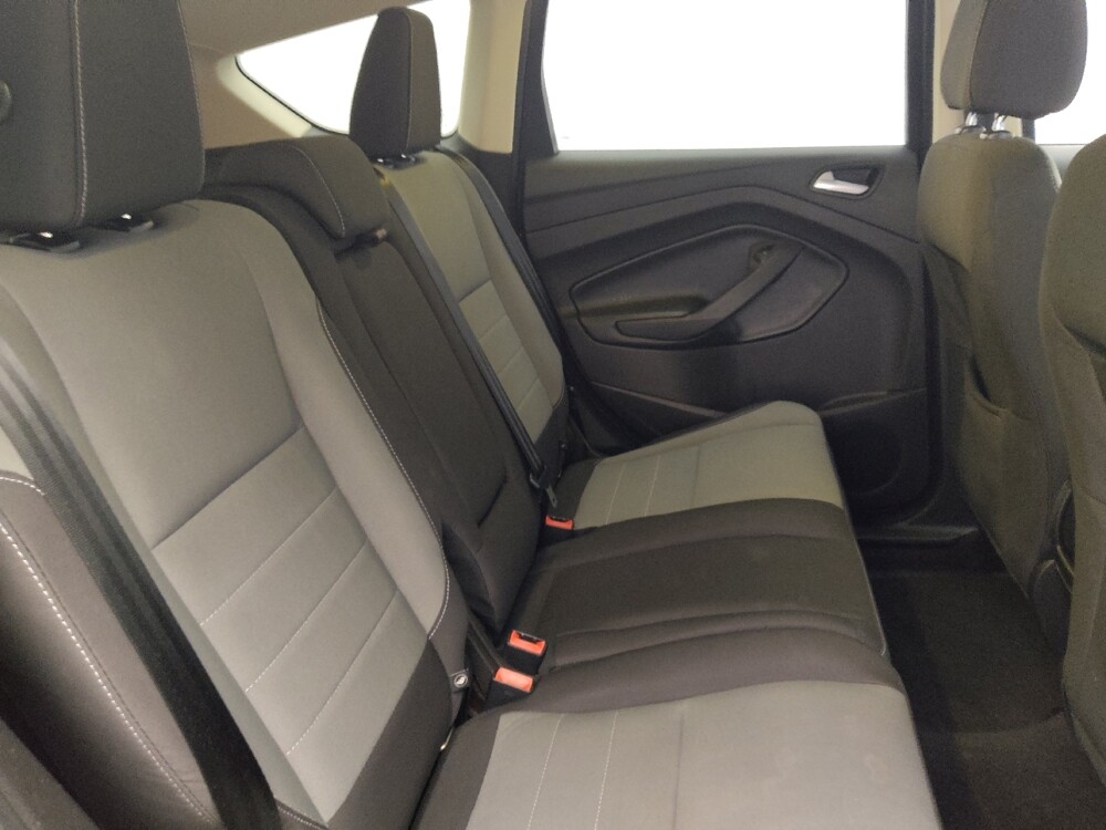 2016 Ford Escape in Jacksonville, FL 32225 - 18093553 19