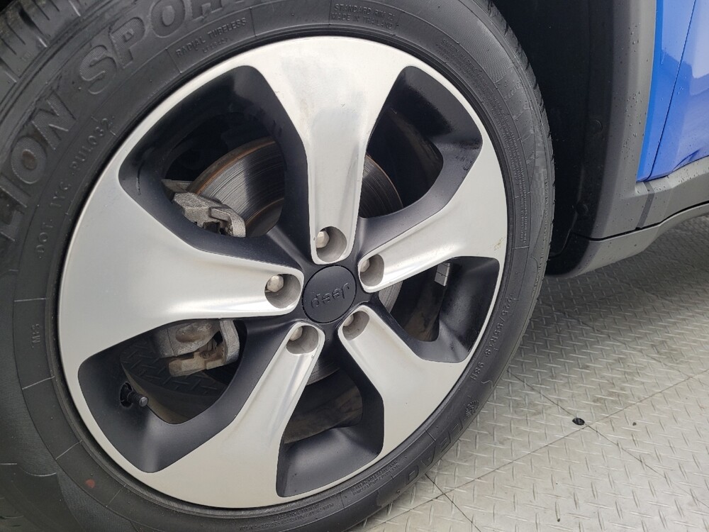 2017 Jeep Compass in Jacksonville, FL 32225 - 18093556 31