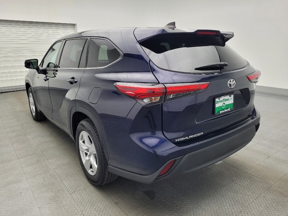 2022 Toyota Highlander in Jacksonville, FL 32225 - 18093557 5
