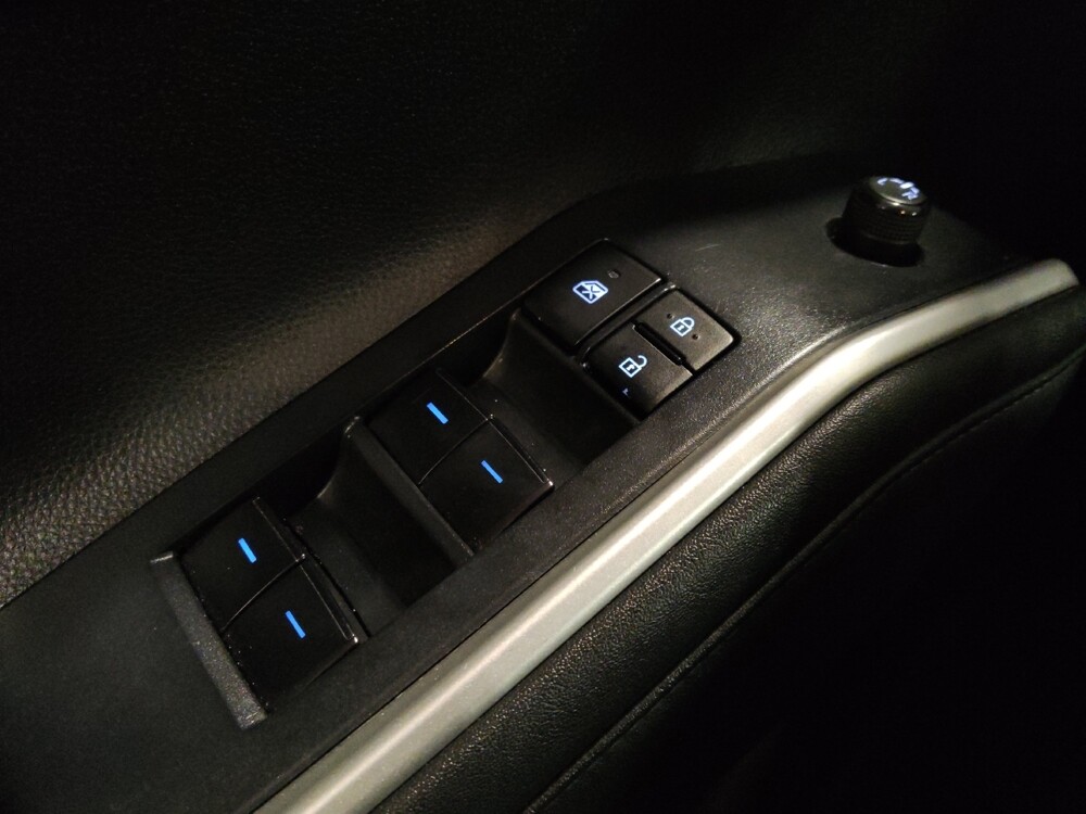 2022 Toyota Highlander in Jacksonville, FL 32225 - 18093557 27