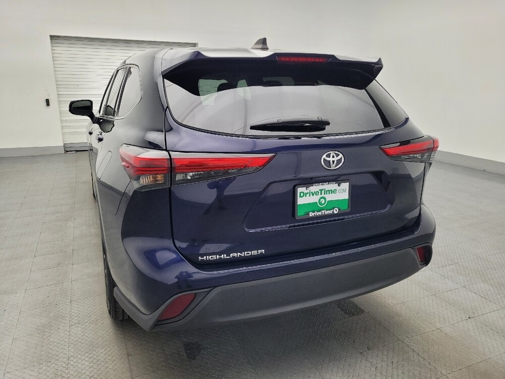 2022 Toyota Highlander in Jacksonville, FL 32225 - 18093557 6