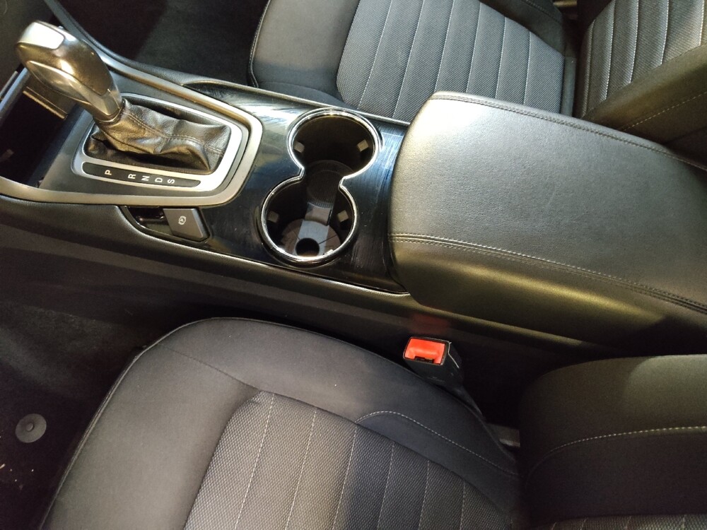 2018 Ford Edge in Greensboro, NC 27407 - 18093566 26