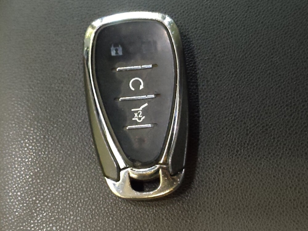 2019 Chevrolet Equinox in Greenville, SC 29607 - 18093569 32