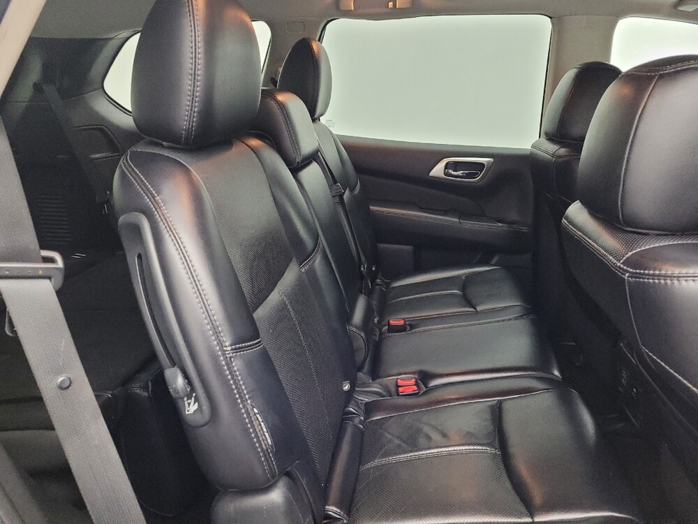 2018 Nissan Pathfinder in Greenville, SC 29607 - 18093571 19