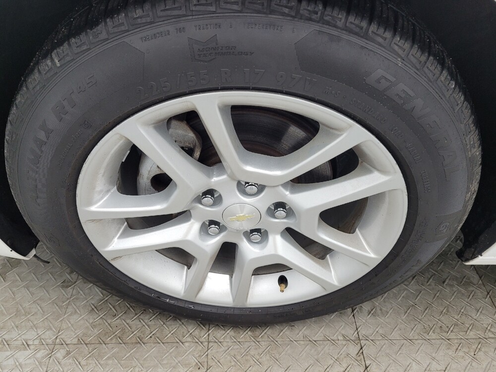 2016 Chevrolet Malibu in Charleston, SC 29414 - 18093572 31