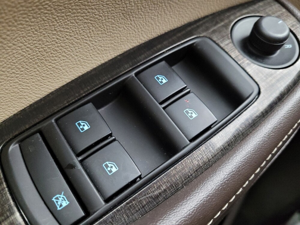 2016 Chevrolet Malibu in Charleston, SC 29414 - 18093572 27