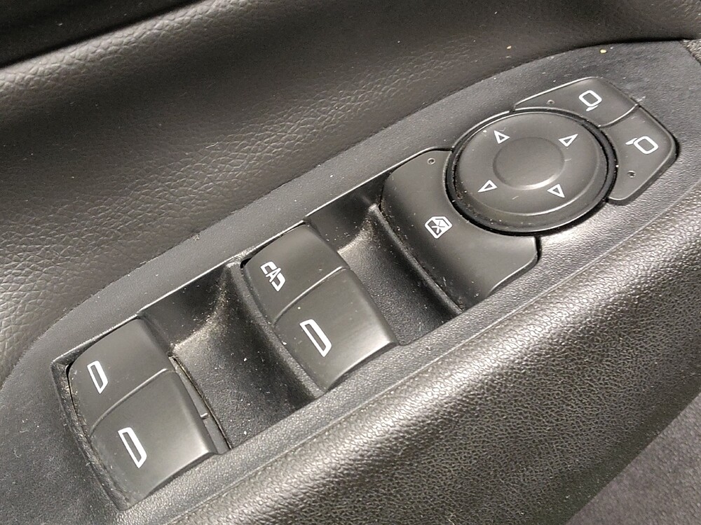 2019 Chevrolet Equinox in Raleigh, NC 27604 - 18093576 27