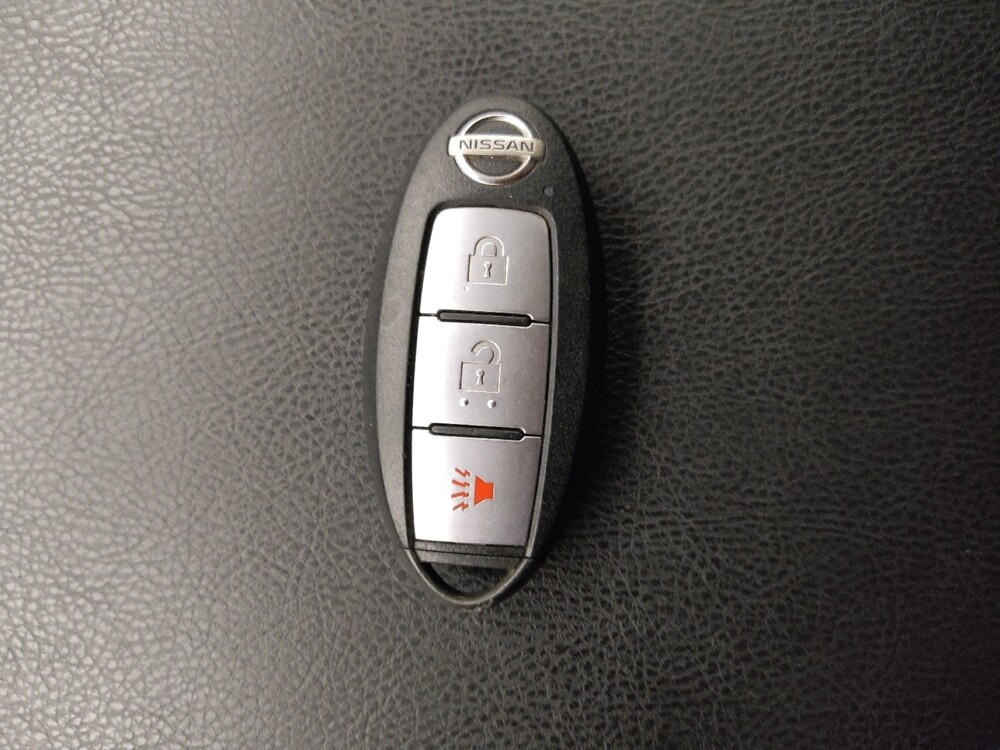 2020 Nissan Pathfinder in Greensboro, NC 27407 - 18093577 32