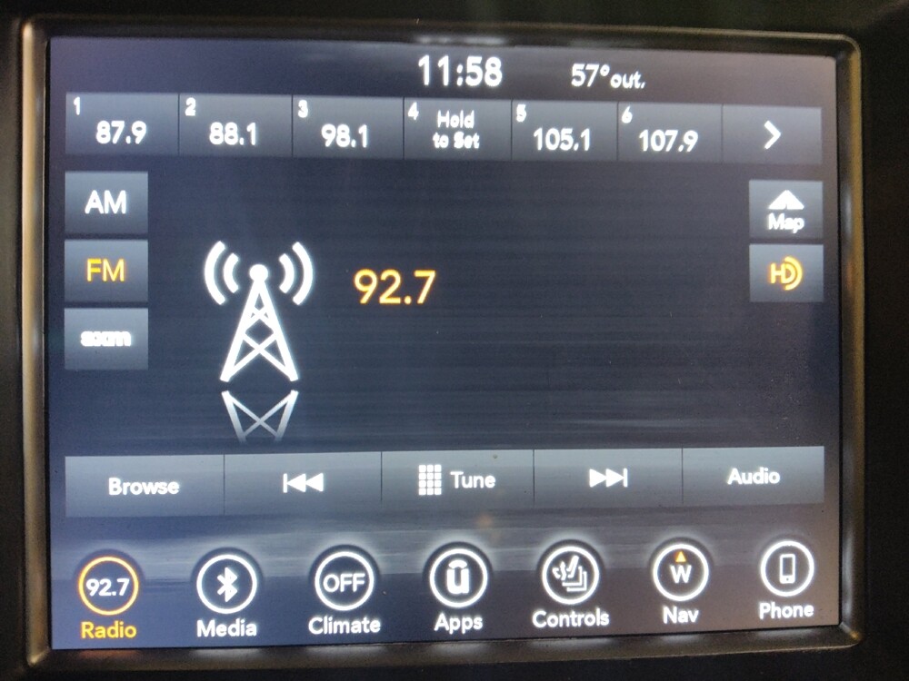 2018 Jeep Grand Cherokee in Greenville, SC 29607 - 18093578 25