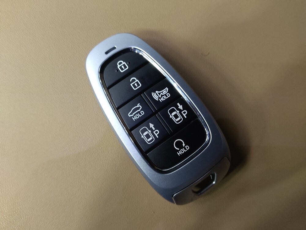 2021 Hyundai Sonata in Greenville, SC 29607 - 18093579 32