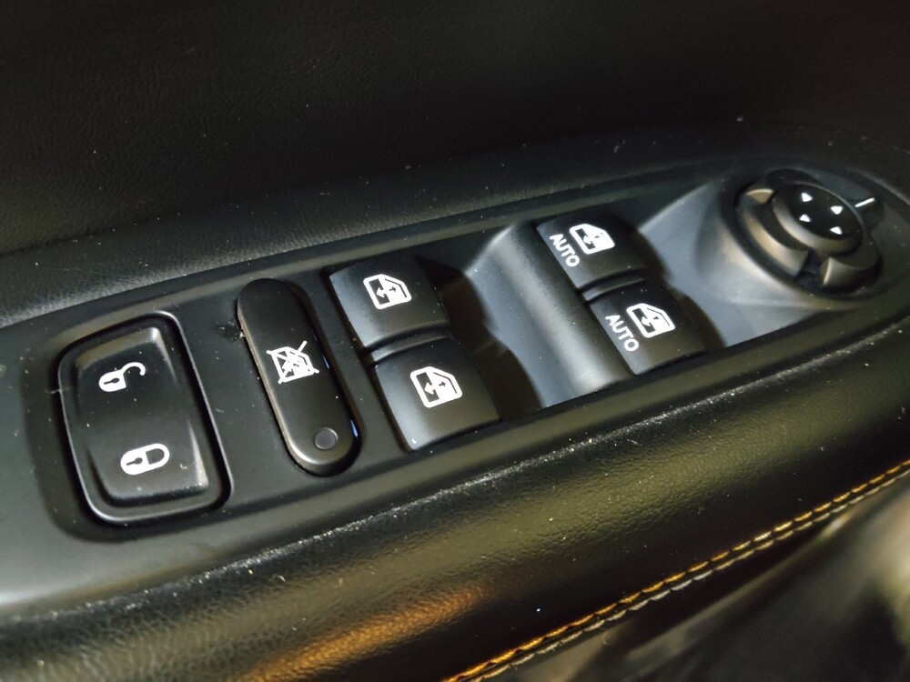 2018 Jeep Compass in Gastonia, NC 28056 - 18093580 27