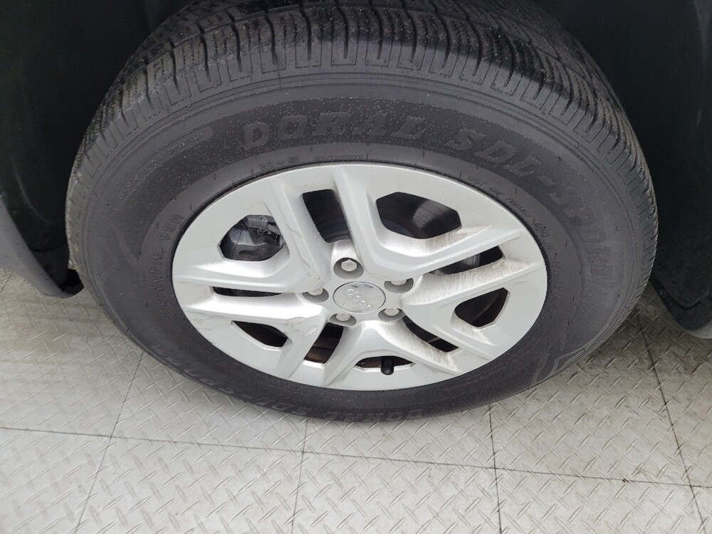 2018 Jeep Compass in Gastonia, NC 28056 - 18093580 31