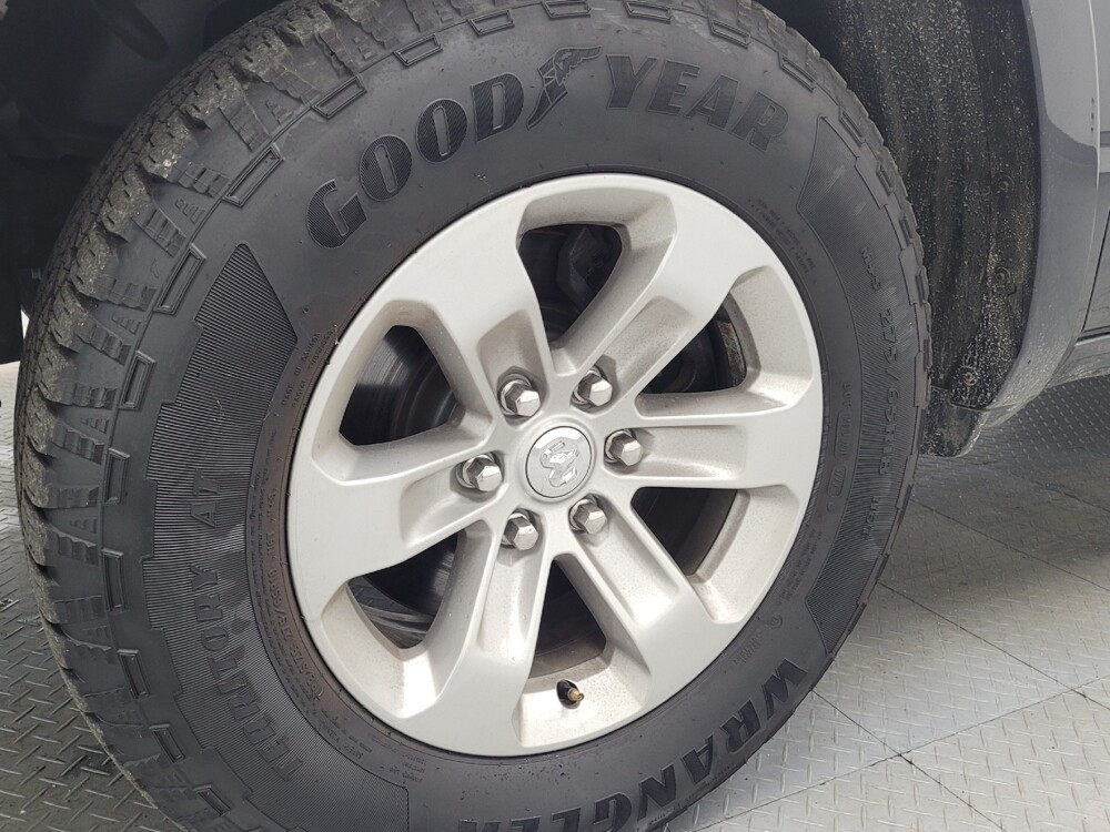 2019 RAM 1500 in Huntsville, AL 35816 - 18093585 31