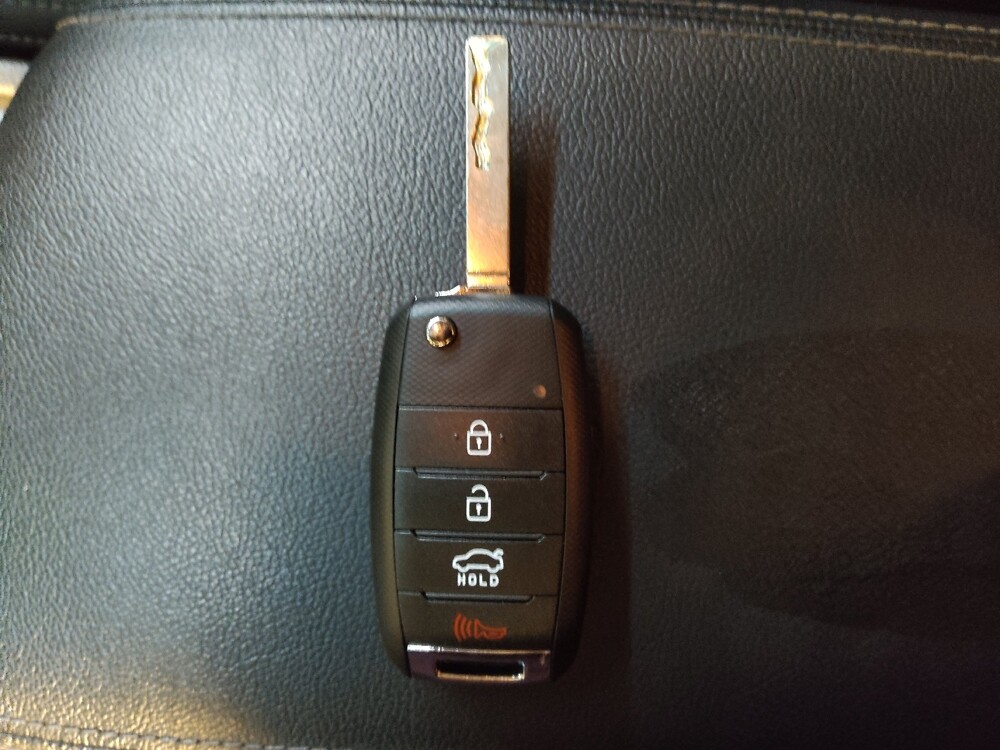 2019 Kia Optima in Gastonia, NC 28056 - 18093592 32