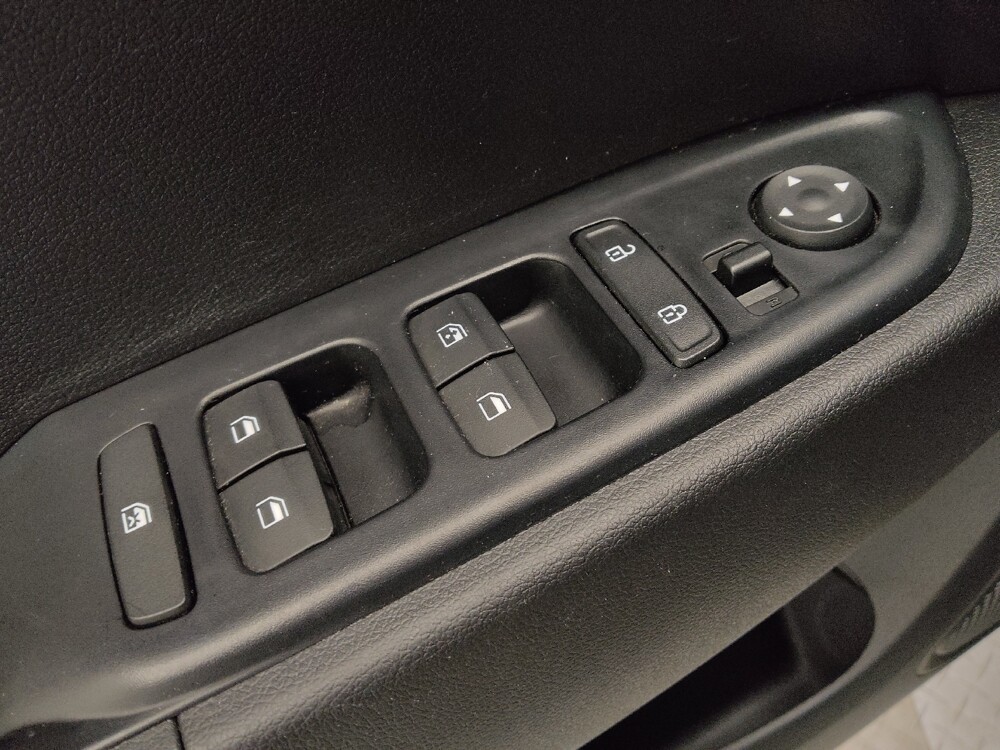 2020 Hyundai Venue in Lakewood, CO 80215 - 18093595 27